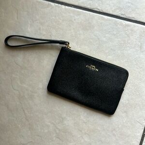 NWT Coach Wristlet in Black